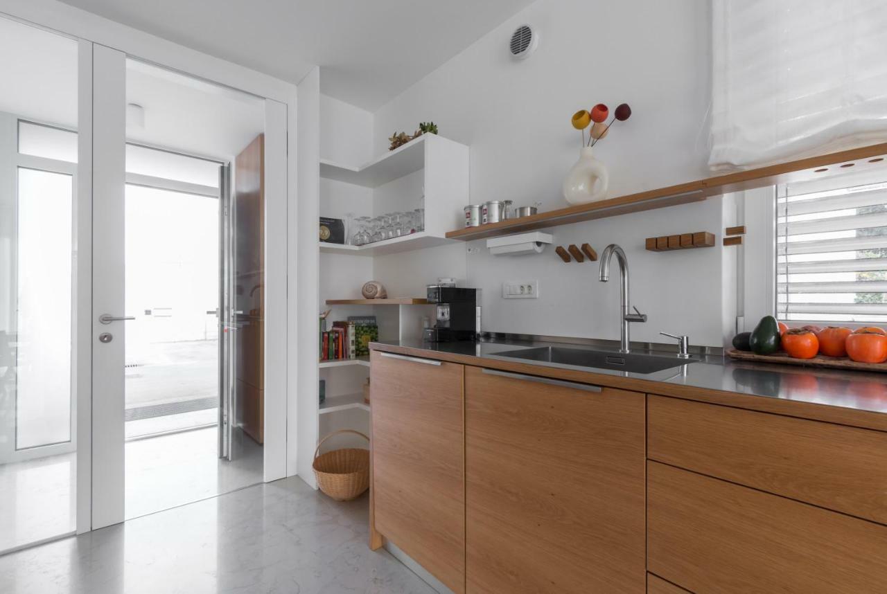 Apartment Beta Izola Bagian luar foto